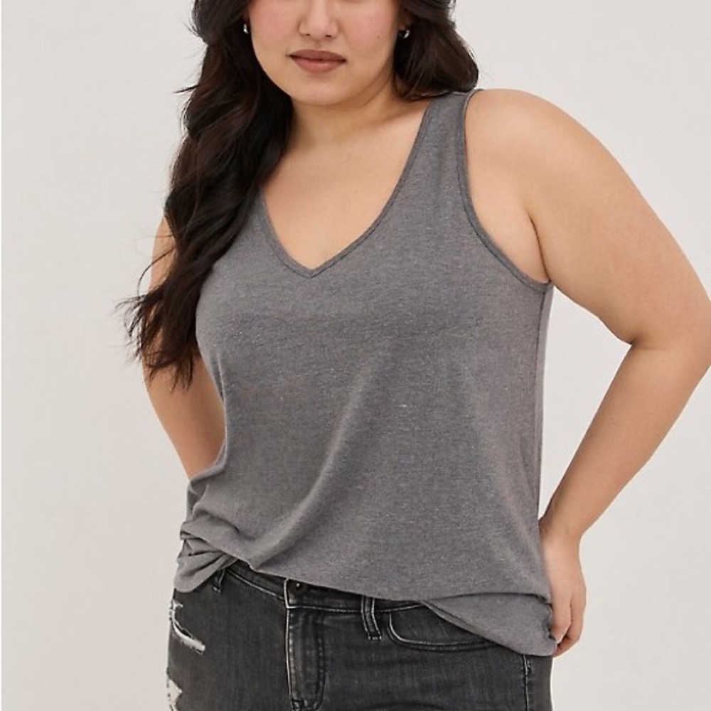 Torrid Girlfriend Signature Jersey V-Neck Tank Medium Heather Gray